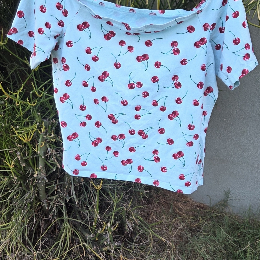 Retro Chic Cherry Patterned Sky Blue Top - Picture 2 of 8